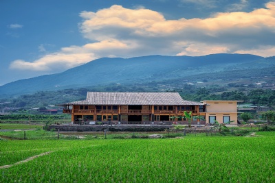 Sapa 2 Days 1 Night by bus stay 1 night in Hotel in Sapa town